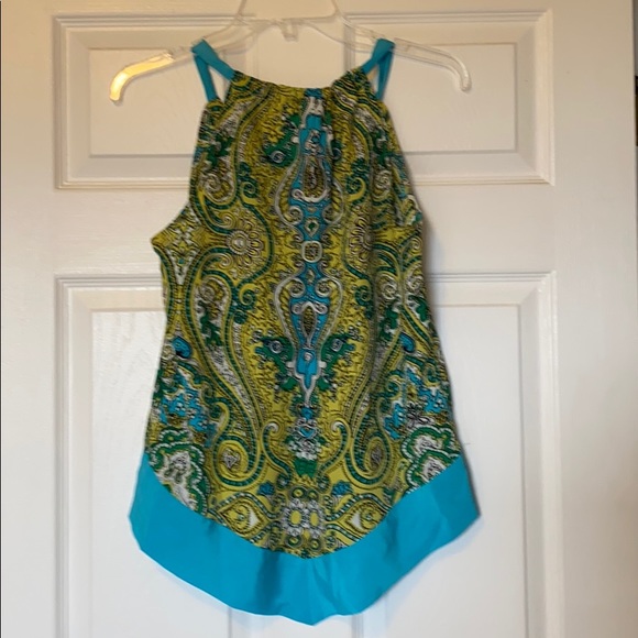 Fun summer top - Picture 3 of 4